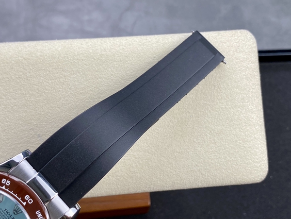 激安ロレックス着用イメージ